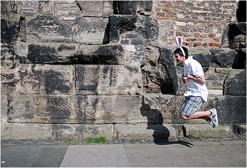 Jugendlicher bei einer Klassenfahrt | young person at a school outing